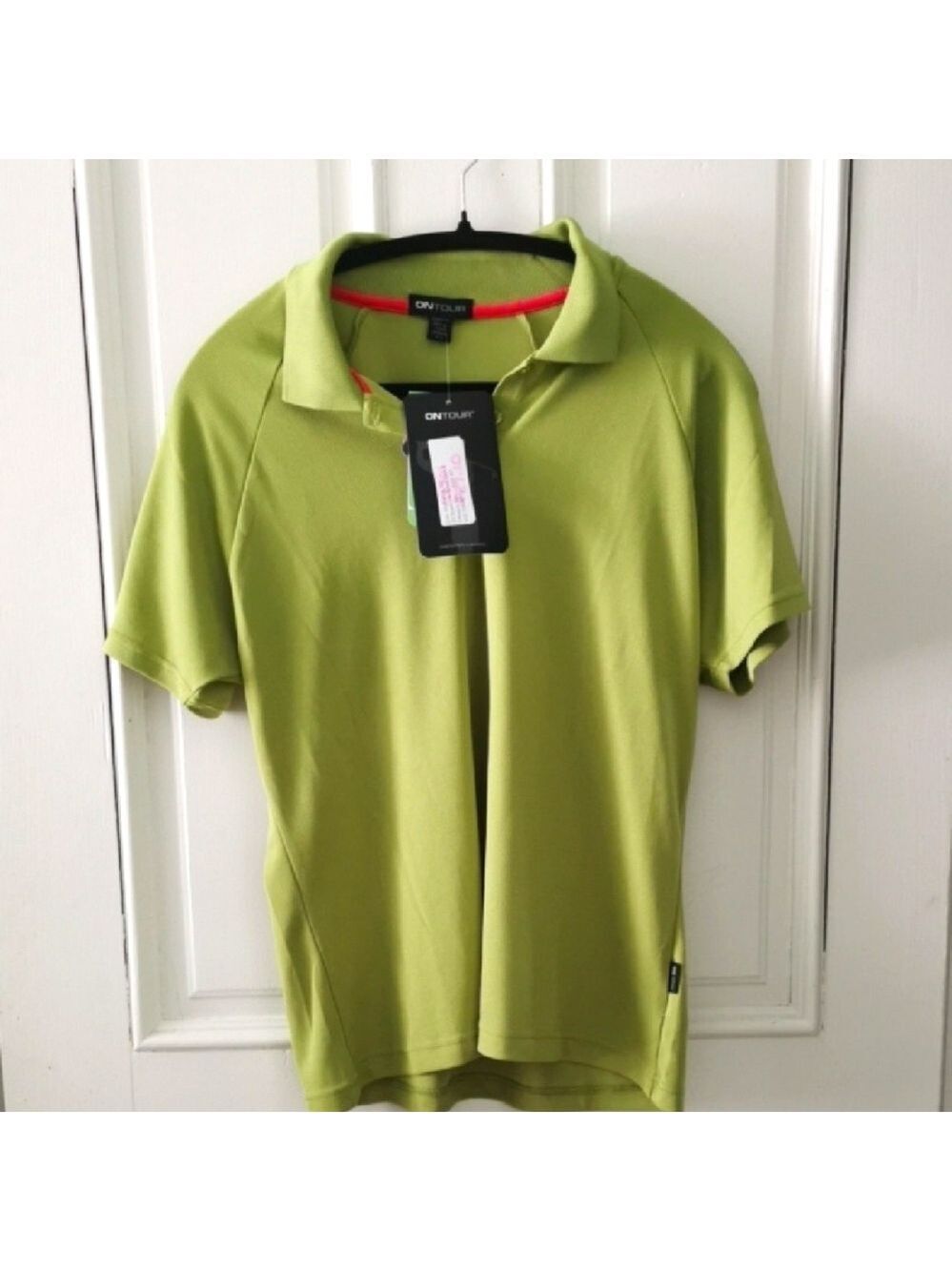 NWT On Tour womens green golf shirt. 🍀 sporty, athletic. Size Medium.